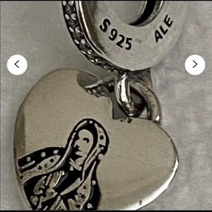 Pandora charm virgen de Guadalupe